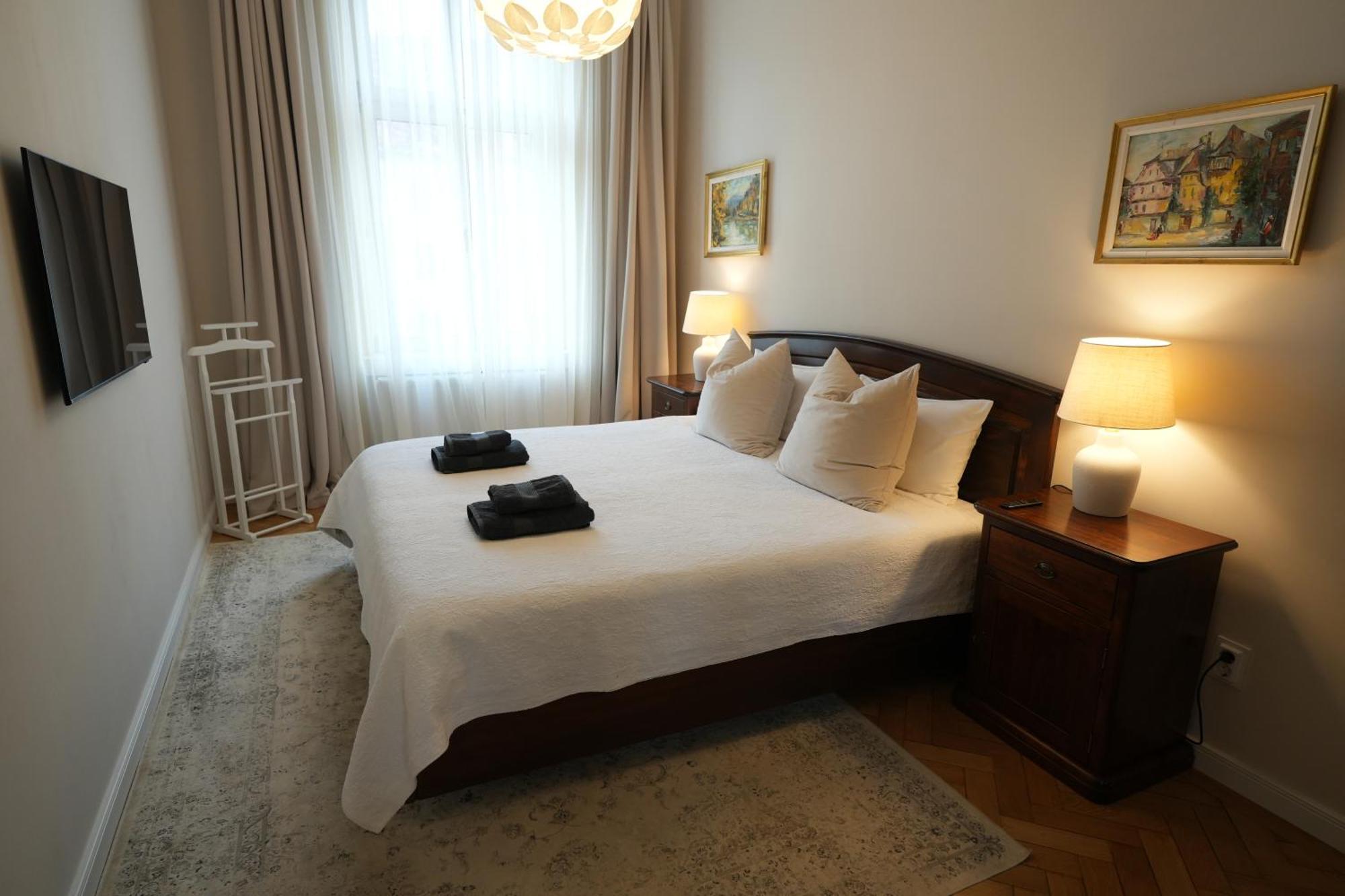Apartment In Historic Center, Quiet Area, Ac Sibiu Exterior photo