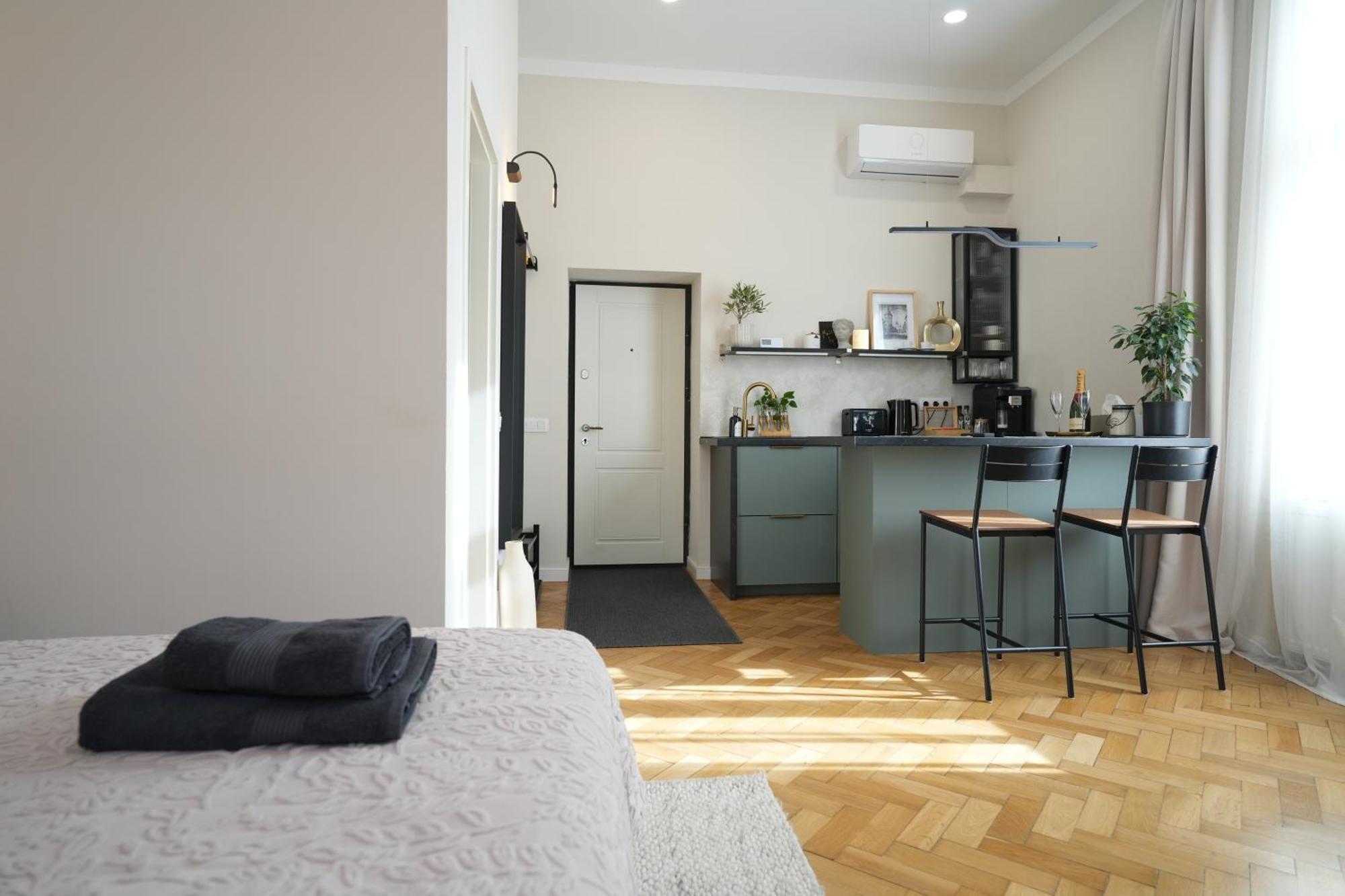 Apartment In Historic Center, Quiet Area, Ac Sibiu Exterior photo